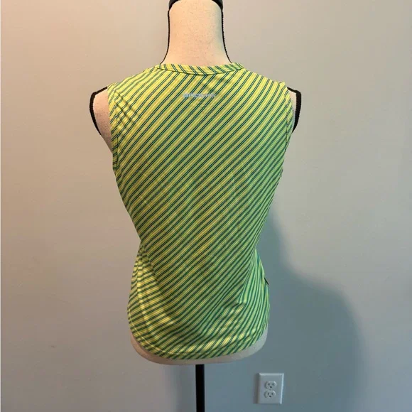 Brooks Green Stripe Running Tank Top Women’s size Medium - Picture 2 of 8